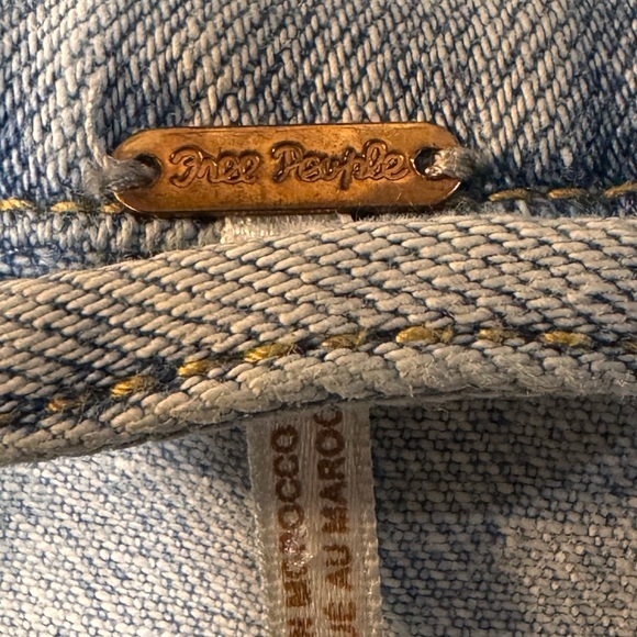 Free People Light Blue Distressed Denim Jacket size small - Picture 11 of 13